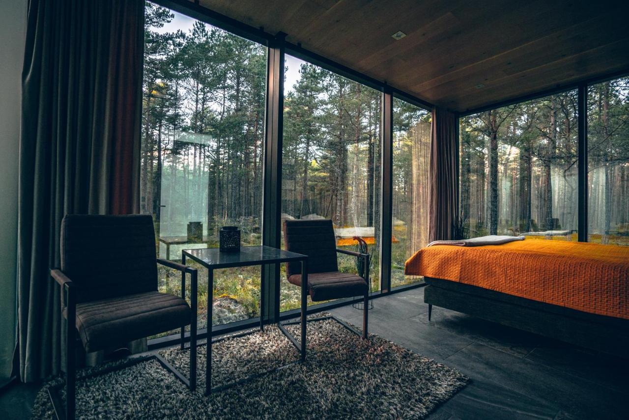 Oeoed Hoetels Rooslepa - Fika, Mysa , Skoent-With Sauna Exteriör bild