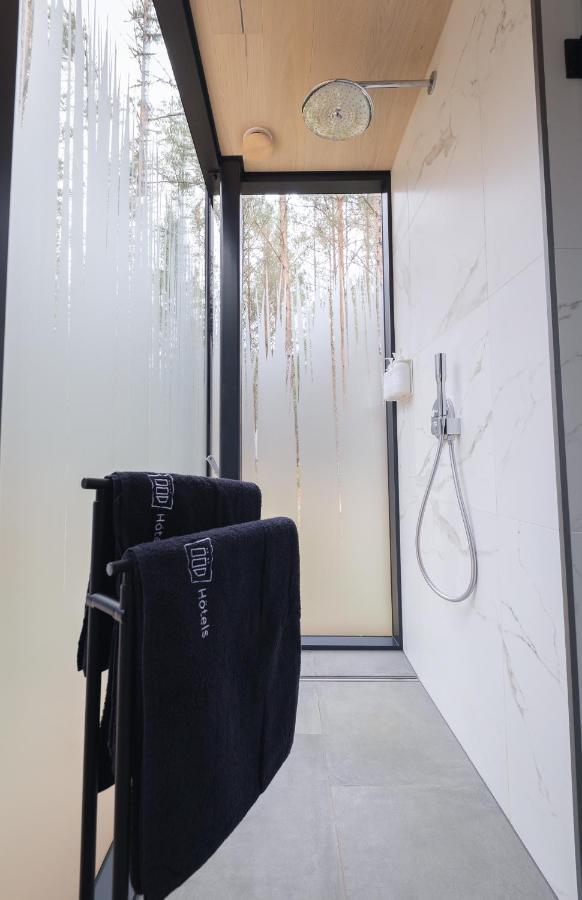 Oeoed Hoetels Rooslepa - Fika, Mysa , Skoent-With Sauna Exteriör bild