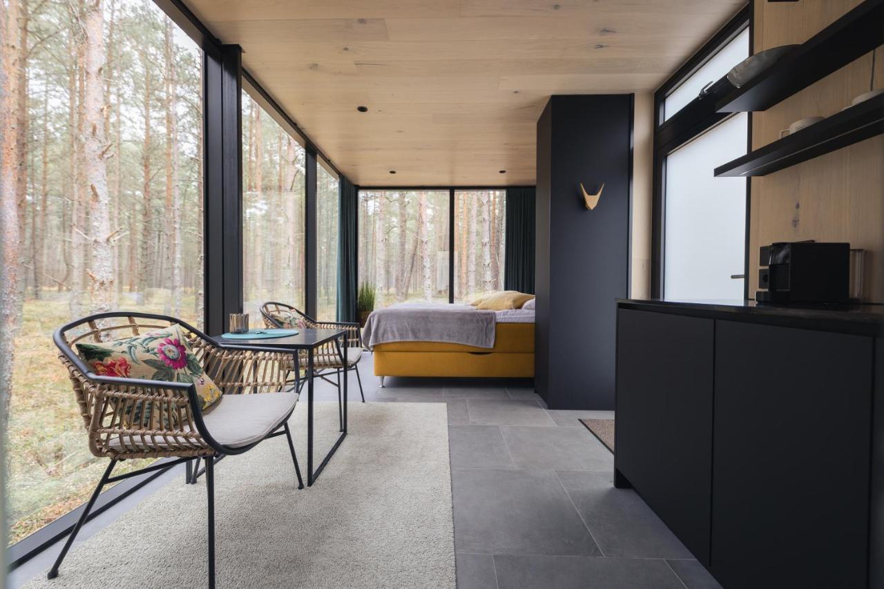 Oeoed Hoetels Rooslepa - Fika, Mysa , Skoent-With Sauna Exteriör bild